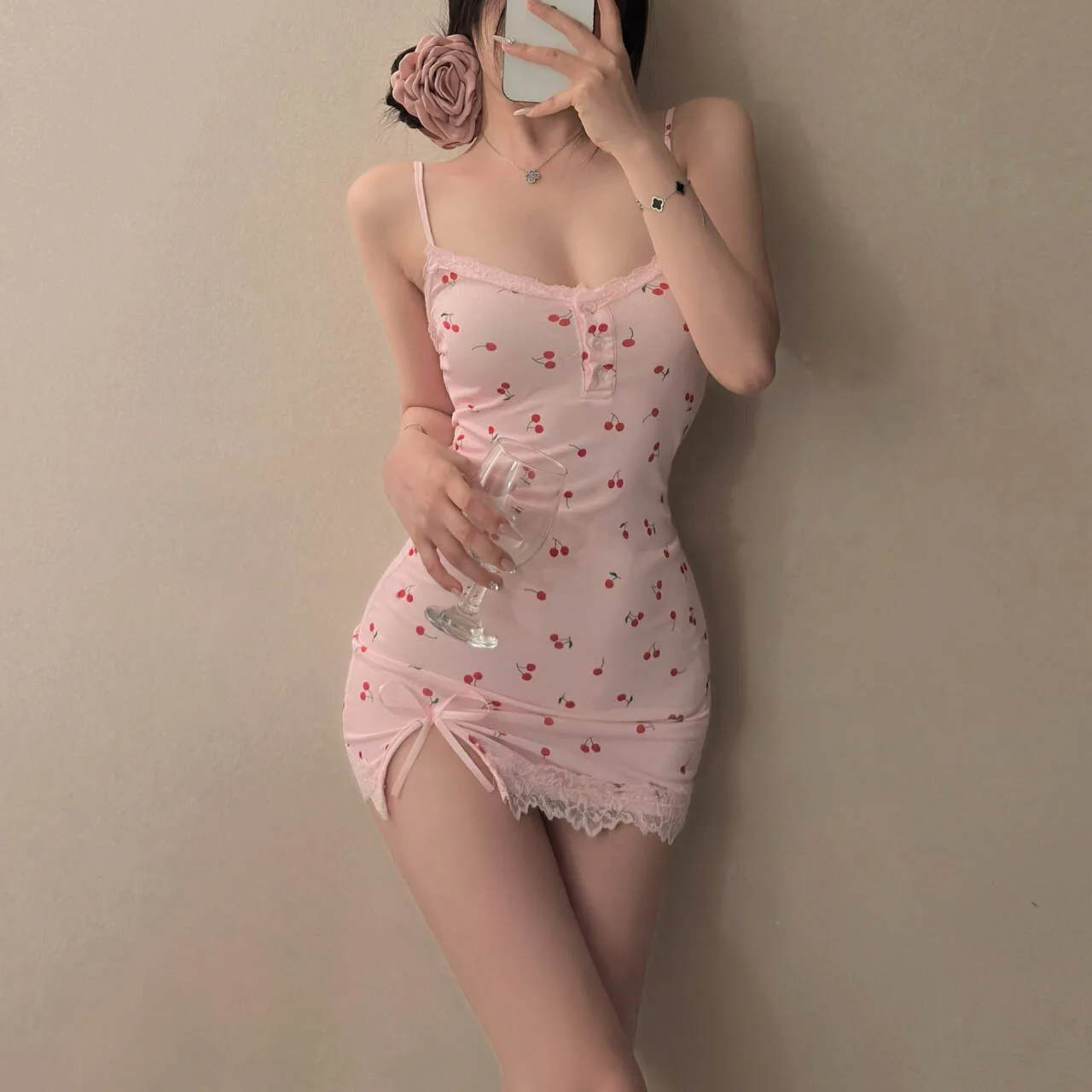 Moda rosa cereja impressão vestido feminino bonito cabido mini camisola renda guarnição detalhe cinta de espaguete estilo verão nova moda quente