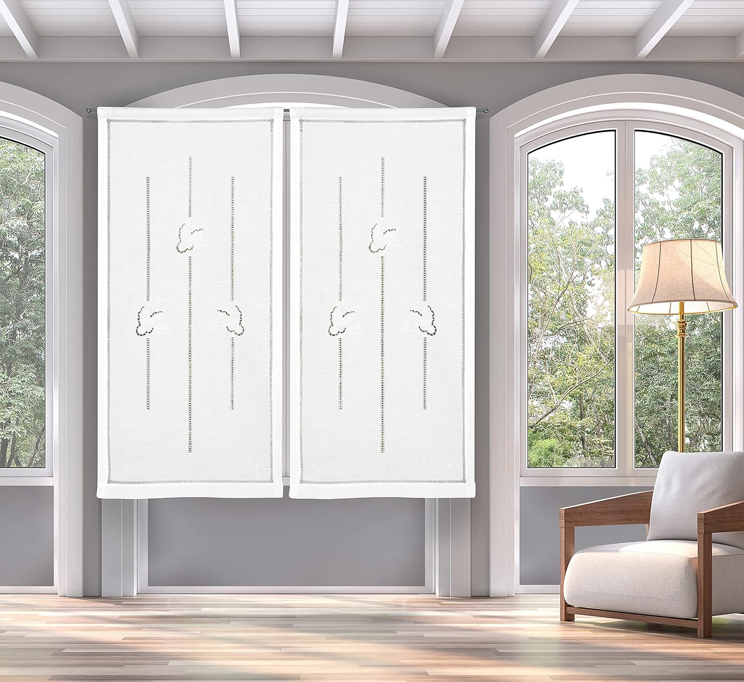 bordado a mano, modelo Butterfly, fabricado en Italia, de lino mezclado, en varios tamaños