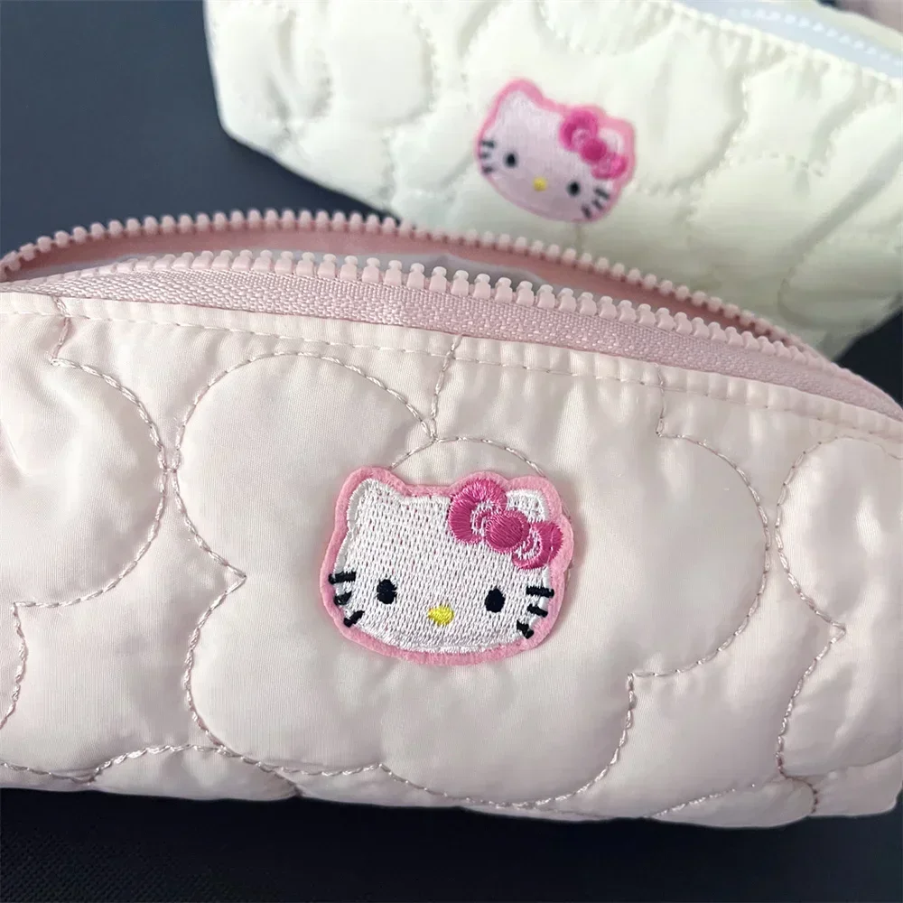 Kawaii การ์ตูน Hello Kitty ดินสอกระเป๋าขนาดใหญ่ความจุดินสอน่ารัก Kt แมวสาวแต่งหน้ากระเป๋านักเรียนโรงเรียนเครื่องเขียน Office
