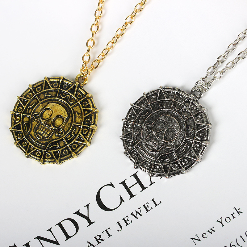 Collana con moneta d'oro azteca da uomo retrò in bronzo creativo, regalo, teschio azteco, collana pirata dei Caraibi, ciondolo per festa cosplay con teschio