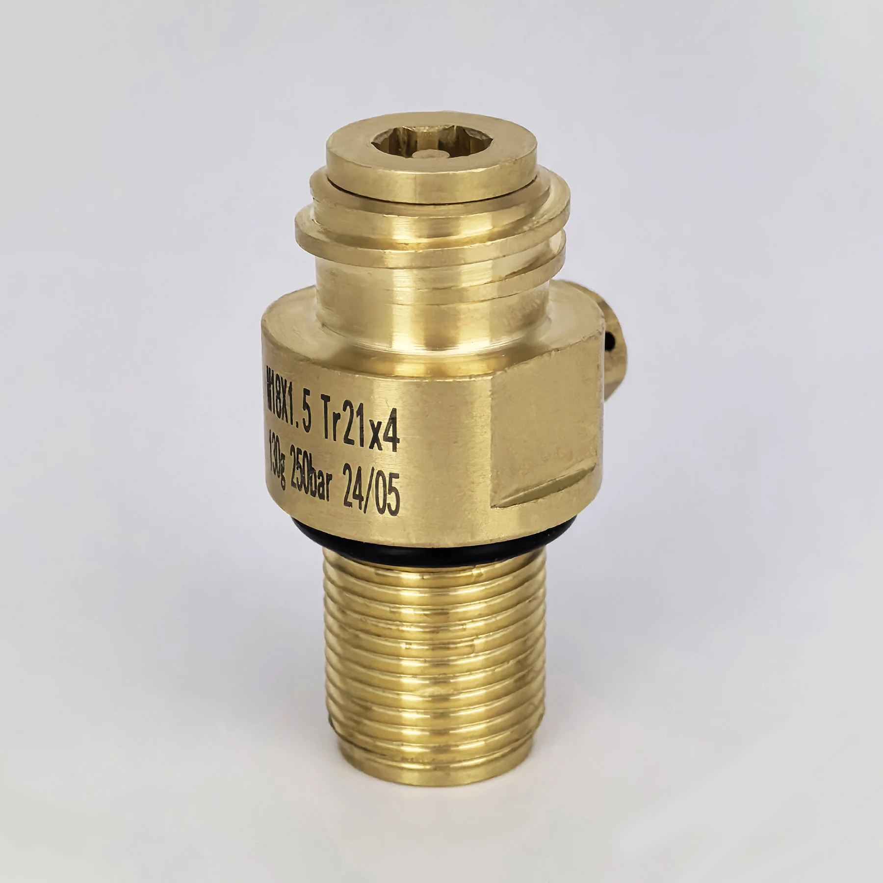 Soda Water Accessories Input M18*15 Output TR21-4 Tank Cylinder Valve Adapter ON/OFF Refill Solid Brass Alloy Filling Station