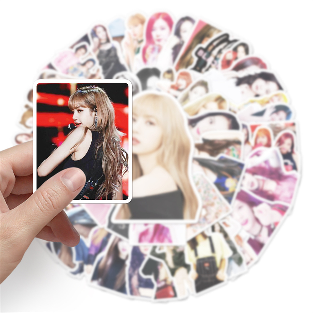 50 個新ブラックピンクポップ韓国ガールグループステッカー荷物のラップトップ iPad スケートボードギター電話ケースステッカー