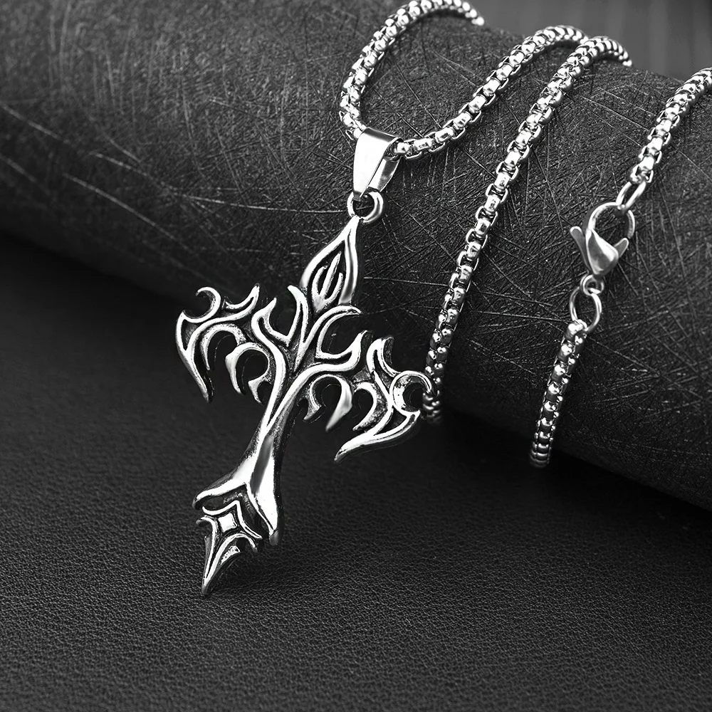 ZAKOL Collana con ciondolo croce Hip Hop Design unico Collane gotiche in acciaio inossidabile Regalo di gioielli di moda per donne e uomini