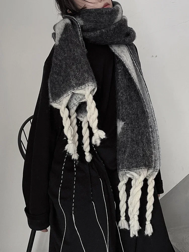 UMI MAO-bufanda Vintage para mujer, bufanda con cara frita, borla tejida empalmada, cálida, combina todo, nueva bufanda informal de invierno