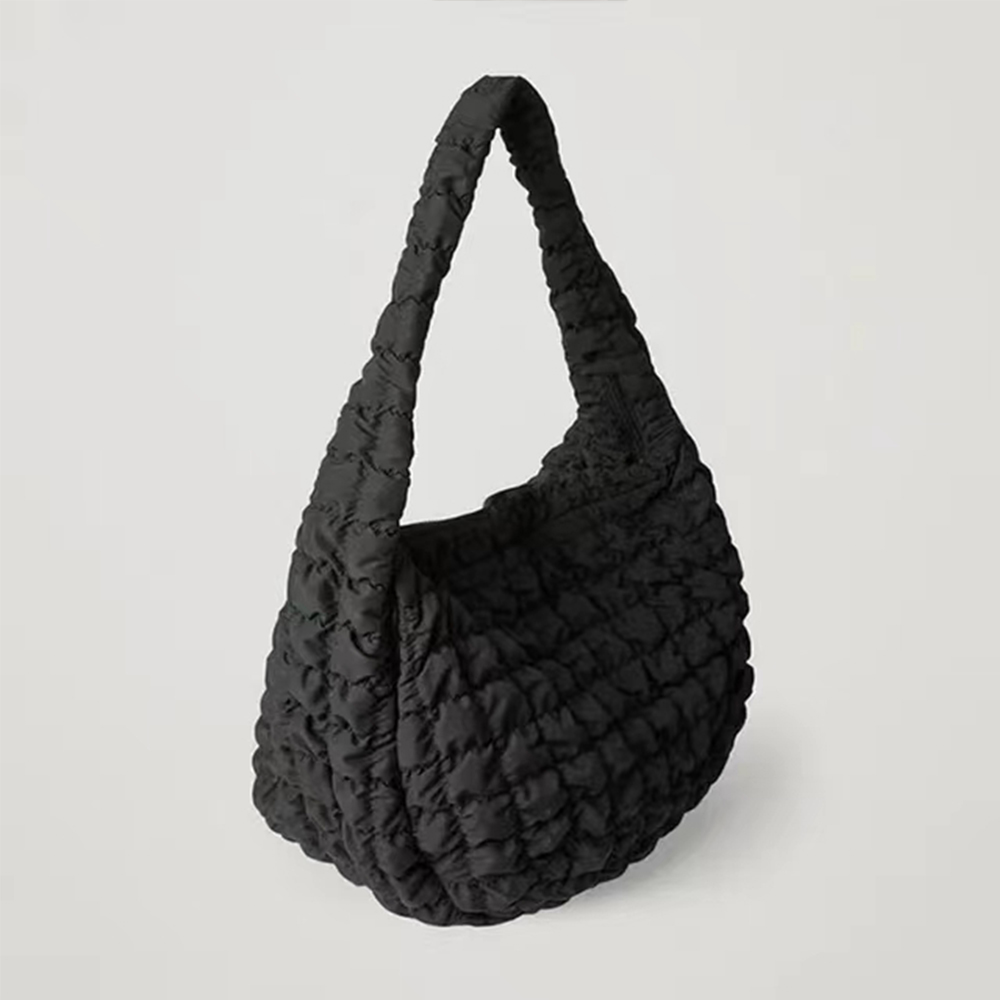 ฤดูใบไม้ร่วงและฤดูหนาวขนาดใหญ่ความจุพับ Cloud กระเป๋าน้ําหนักเบาลงไหล่กระเป๋า Lady Messenger น้ําหนักเบากระเป๋าเดินทาง