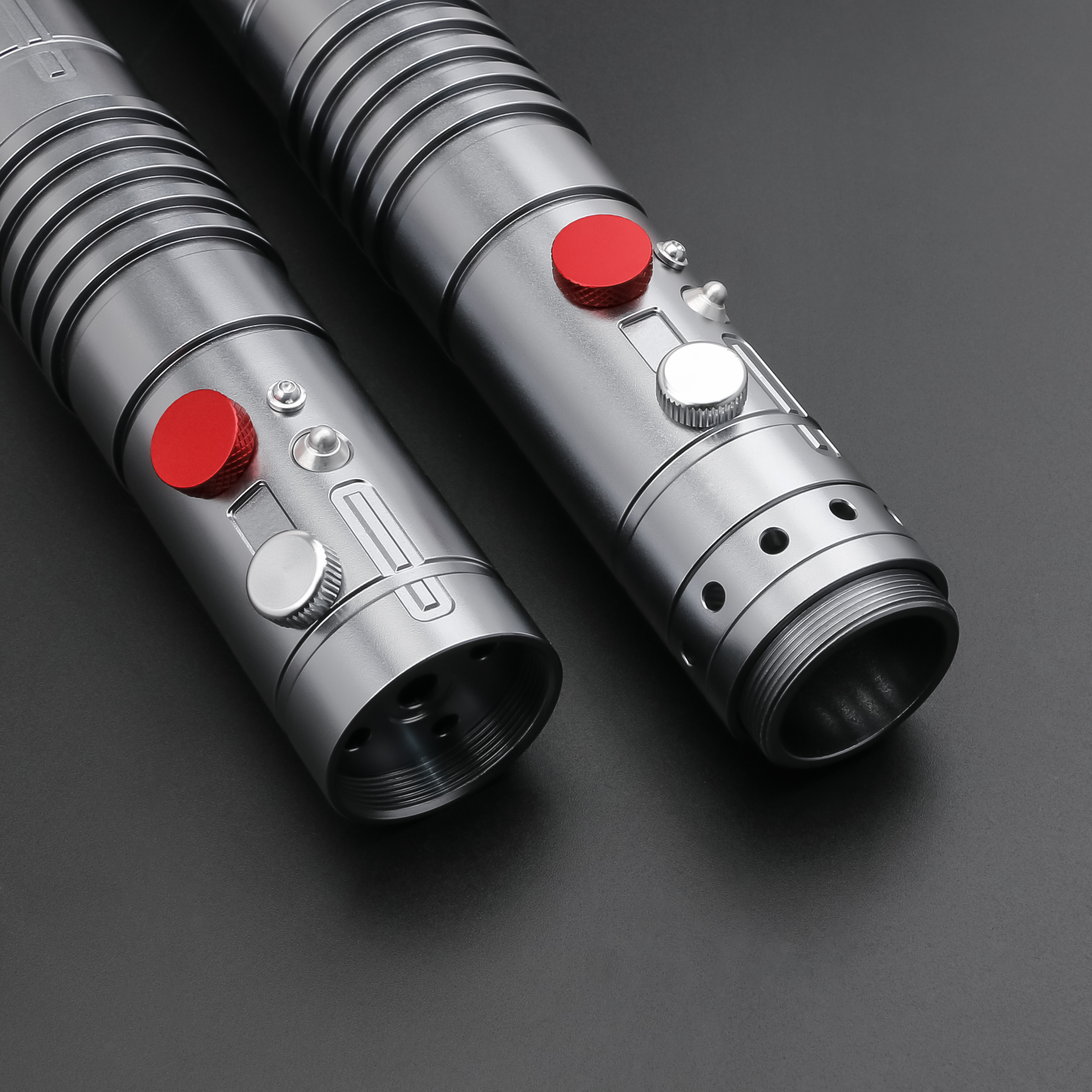 TXQSABER Special Edition Darth Maul Heavy Dueling Lichtschwert Bluetooth Steuerung Farben ändern Blaster Cosplay Laser Schwert Spielzeug