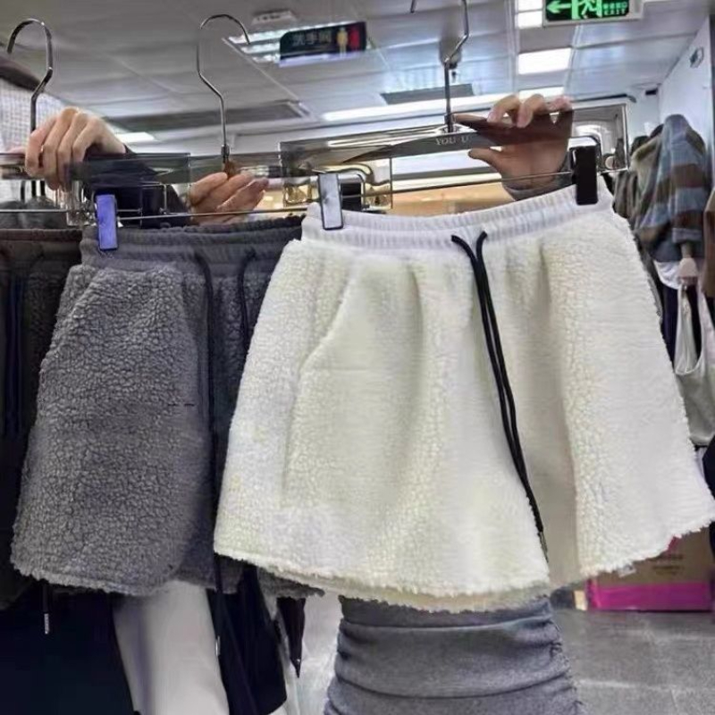 กางเกงขาสั้นผู้หญิง Lambswool นุ่มฤดูใบไม้ร่วงฤดูหนาวนักเรียนเสื้อผ้า 4 สีใหม่แฟชั่น Drawstring Streetwear น่ารัก Chic