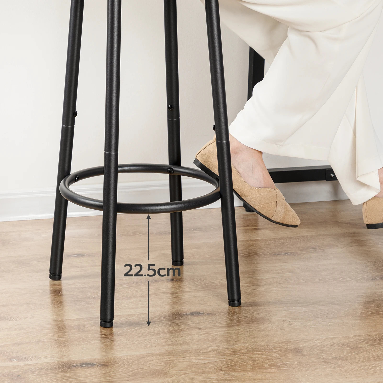 Hoebro-taburetes altos de madera con patas de Metal para Bar, asiento con reposapiés para mostrador de cocina, accesorios nórdicos para Pub, 2 piezas