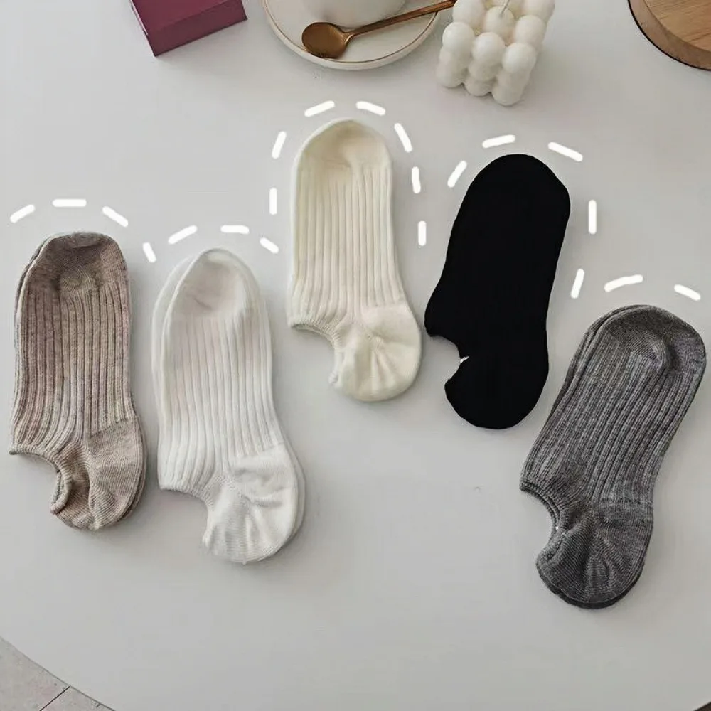 5 pares de calcetines náuticos para mujer para primavera y verano, calcetines casuales simples clásicos en blanco y negro, calcetines invisibles de corte bajo