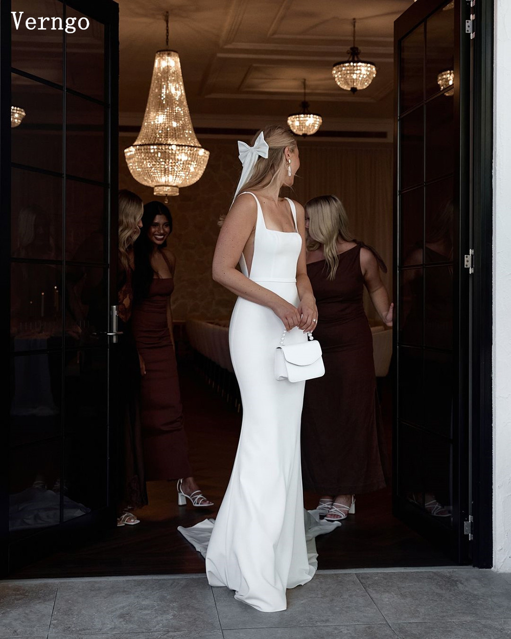 Женское свадебное платье с квадратным вырезом, открытой спиной и юбкой-годе