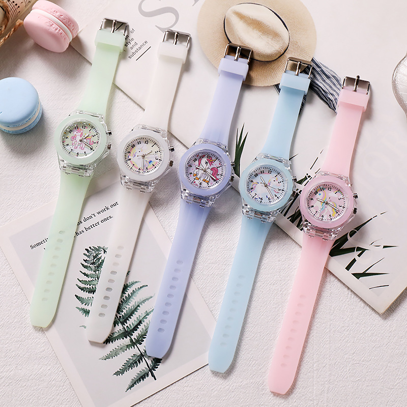 Reloj UTHAI C22 para niños, relojes de unicornio de dibujos animados que brillan en la noche, reloj DIGITAL de cuarzo, banda de silicona, escuela primaria para niñas lindas