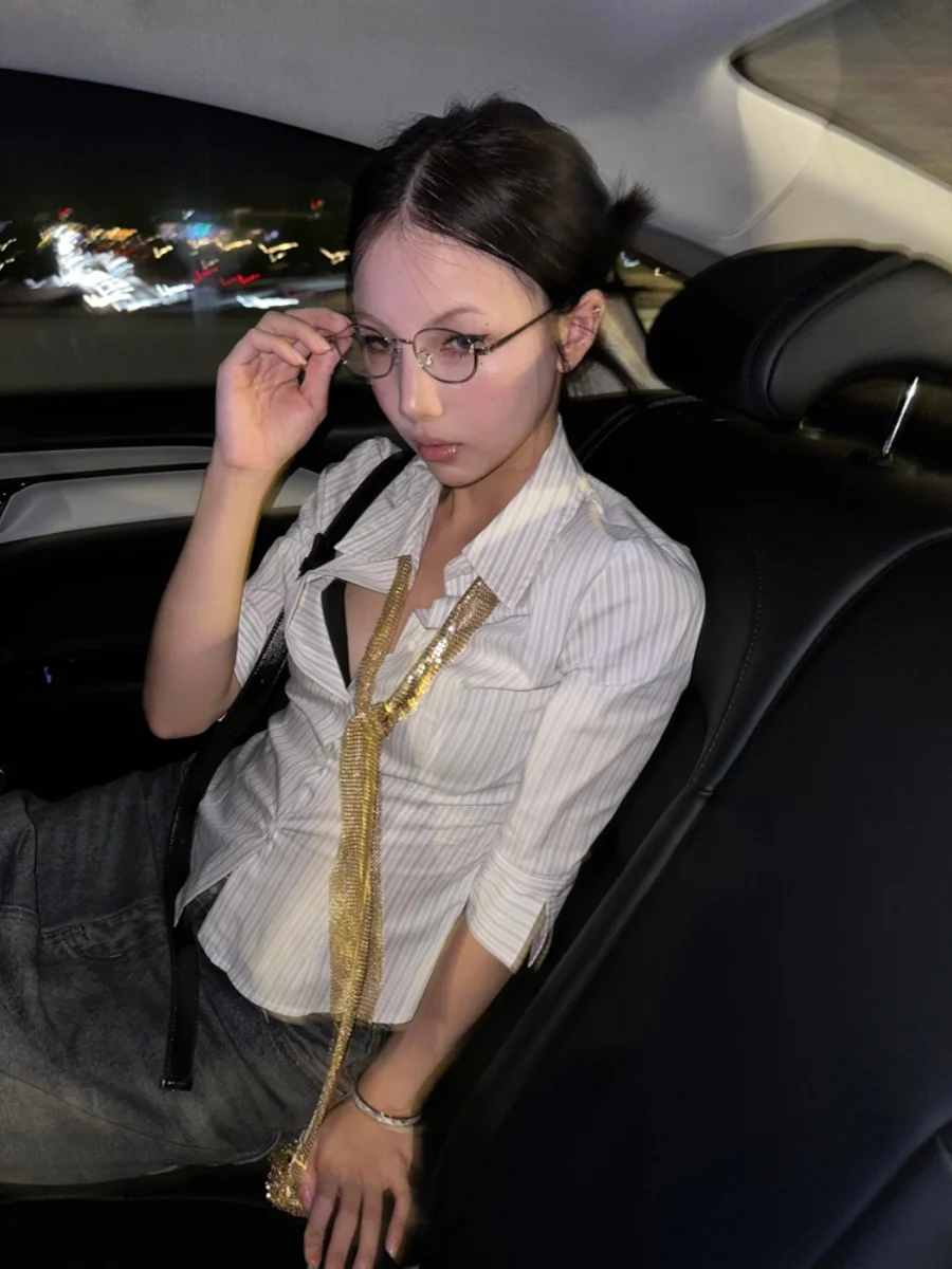 Genayooa 韓国ファッションシャツ女性ストライプスリークォータースリムシャツ Y2k ヴィンテージトップスストリート日本 2000 年代レトロシャツ