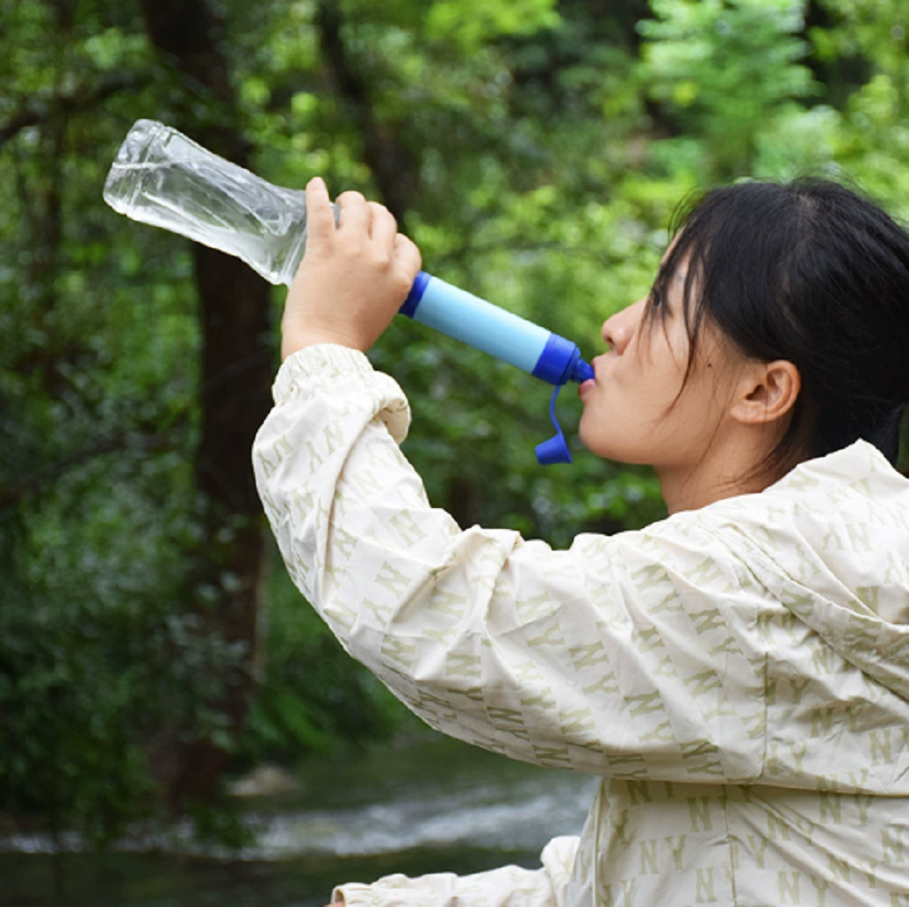 Notfall-Wasserfilter für Outdoor-Camping, Notfallfiltration im Freien, direktes Trinken, individueller Wasserreiniger, Steriliza