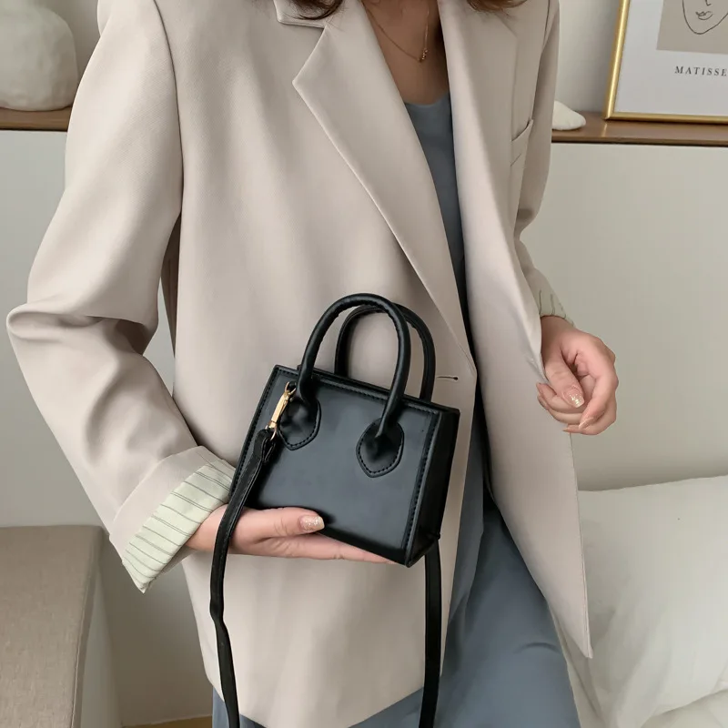 2024 Trendy Edition borsa da donna Mini una spalla Crossbody Versatile piccola borsa quadrata in stile occidentale