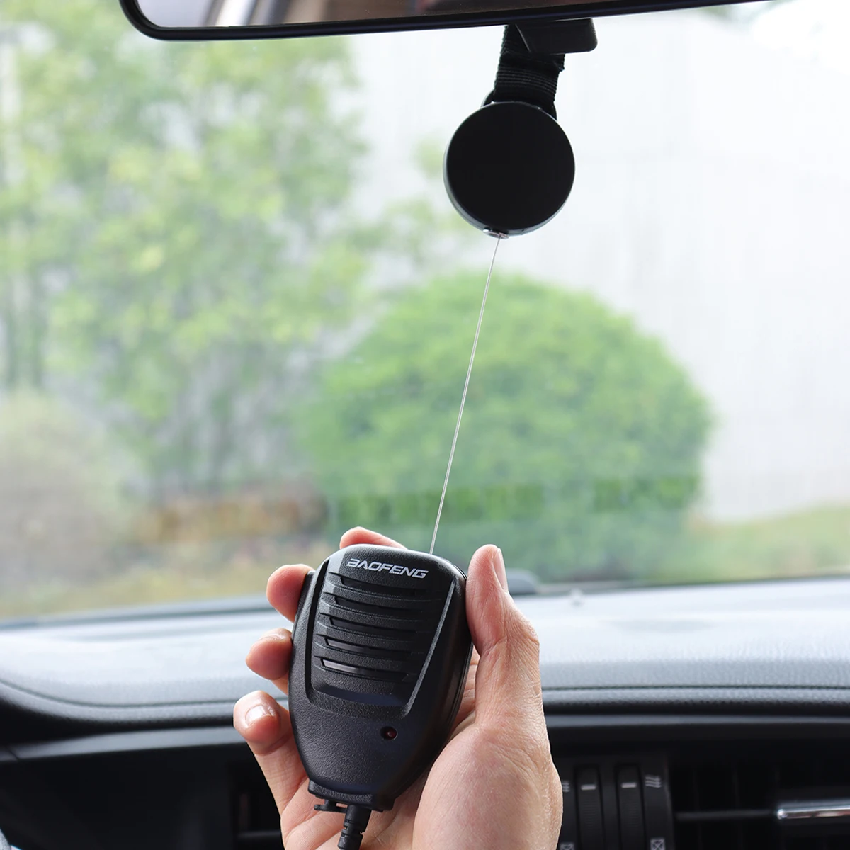 1/2 Chiếc Xe Nền Tảng Đài Phát Thanh CB Rút Cột Dây Chịu Lực Có Thể Thu Vào Đài Phát Thanh CB Micro Móc Treo Cho Bộ Đàm Baofeng Wouxun