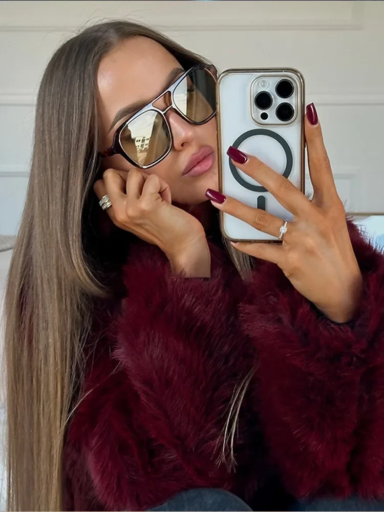 Burgundowa czerwona szykowna damska puszysta krótka kurtka ze sztucznego futra damska elegancka klapa długi rękaw pluszowy płaszcz damski ciepły, przycięty streetwear