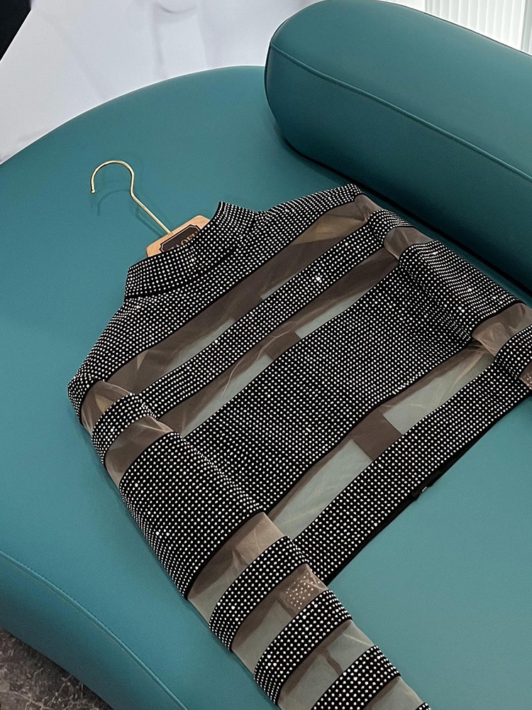 Novo Top de Malha com Estilo Estelar 2025, Pesado, com Patchwork e Strass, Estilo Casual para Mulheres