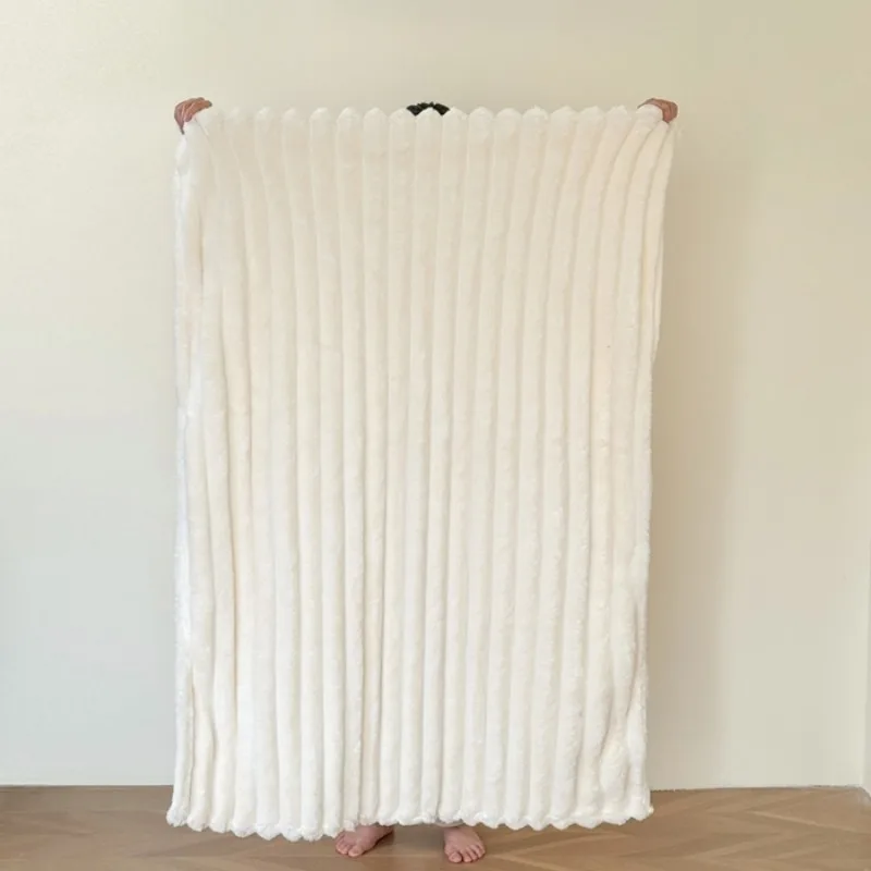 2025 New Solid Color Rabbit Plush Blanket Nap Office Blanket Coral Plush Warm Flannel Blanket