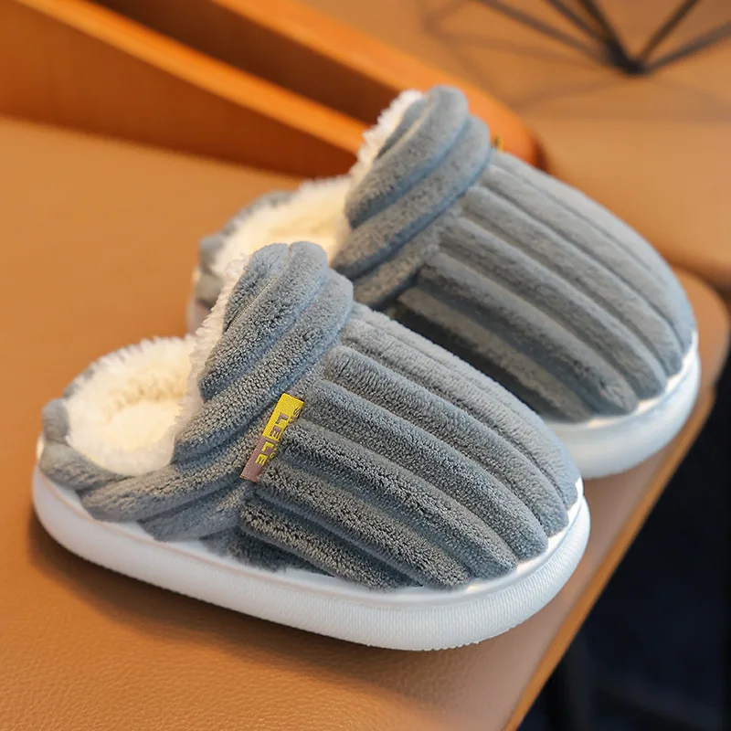 Winterkatoenen kinderpantoffels voor jongens en meisjes, antislip en warme tassen, en ouder-kind pluizig en pluche babykatoen