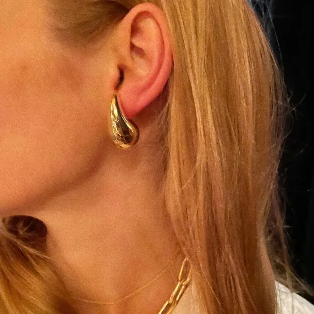 Orecchini a bottone con goccia d'acqua Color oro Design semplice Ins orecchini Post donna 3 dimensioni disponibili colore argento gioielli per ragazze con superficie grande