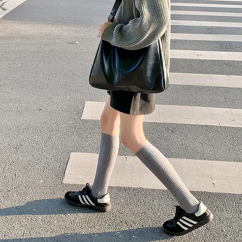 SP & CITY Otoño Invierno Color sólido rayas calcetines altos estilo universitario Casual cálido lana pantorrilla calcetines JK Academy mujer calcetín de Cachemira