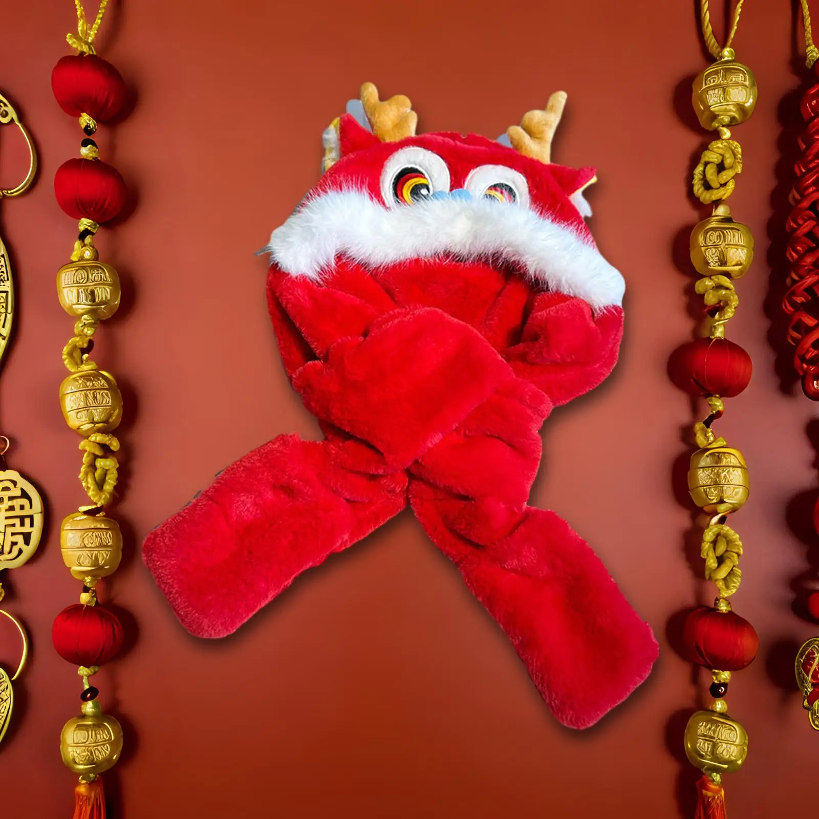 มังกรจีนกับ Earflap น่ารักตลกหมวกตุ๊กตาสัตว์หมวกฤดูหนาวสําหรับสาวสุภาพสตรีใหม่ปีวันเกิดของขวัญ