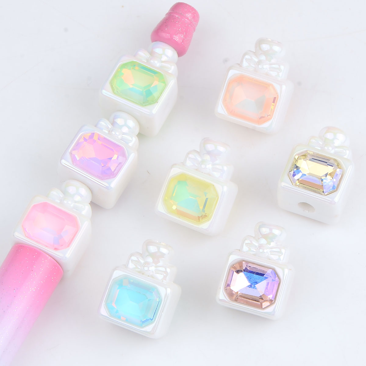 5 buah 1.3x1.8cm warna acak campuran parfum botol cetakan manik-manik akrilik untuk membuat perhiasan aksesori buatan tangan