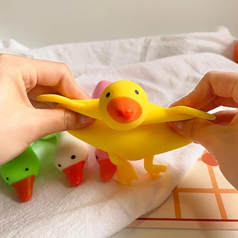 Brinquedo de apertar de pato kawaii, brinquedos elásticos para alívio do estresse para adultos e crianças, presente de festa de animal fofo
