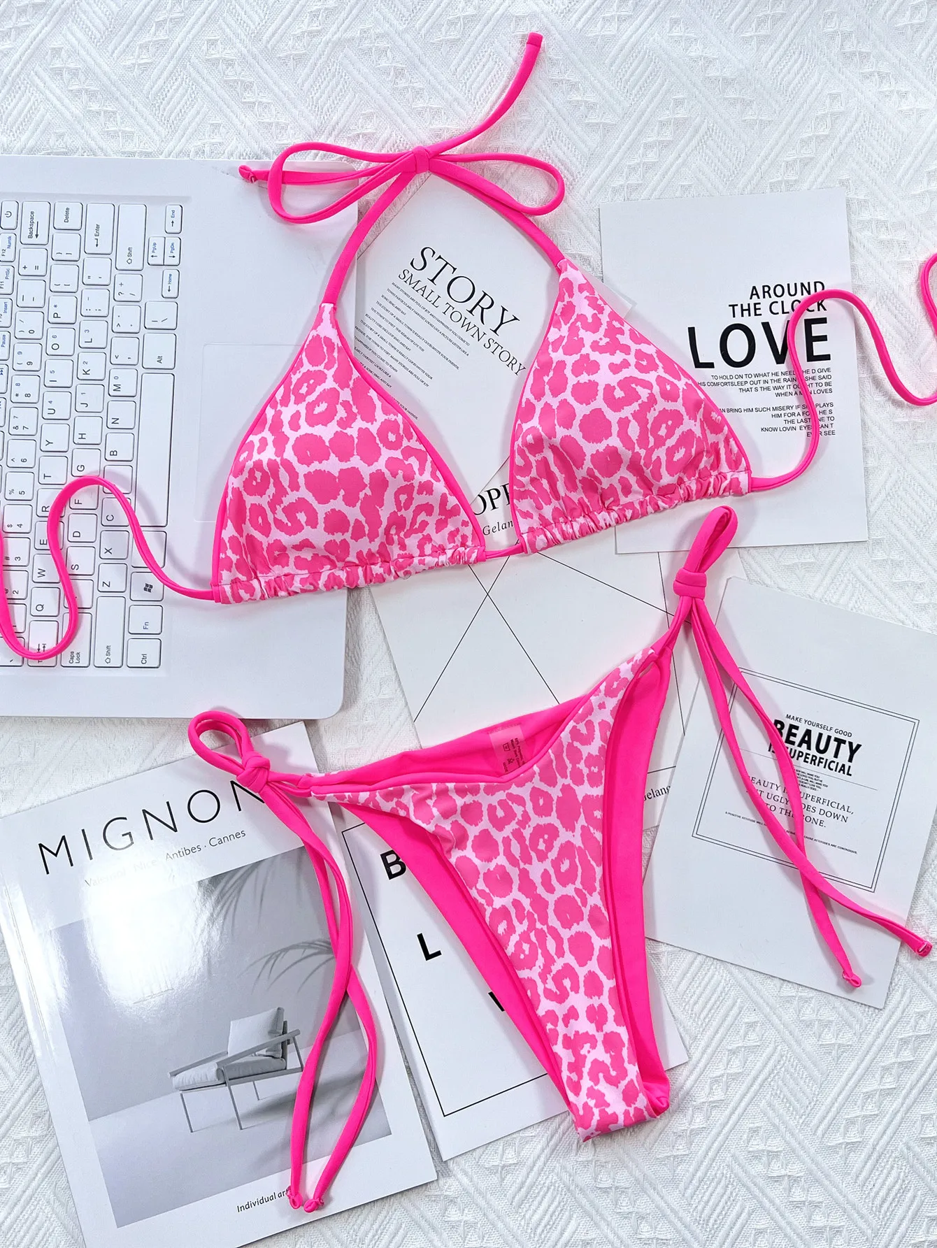 Sexy Leopard Micro Bikini 2024 Strój kąpielowy dla kobiet Strój kąpielowy dla kobiet Stringi Bikini Zestaw brazylijski Halter Strój plażowy Koronkowy strój kąpielowy