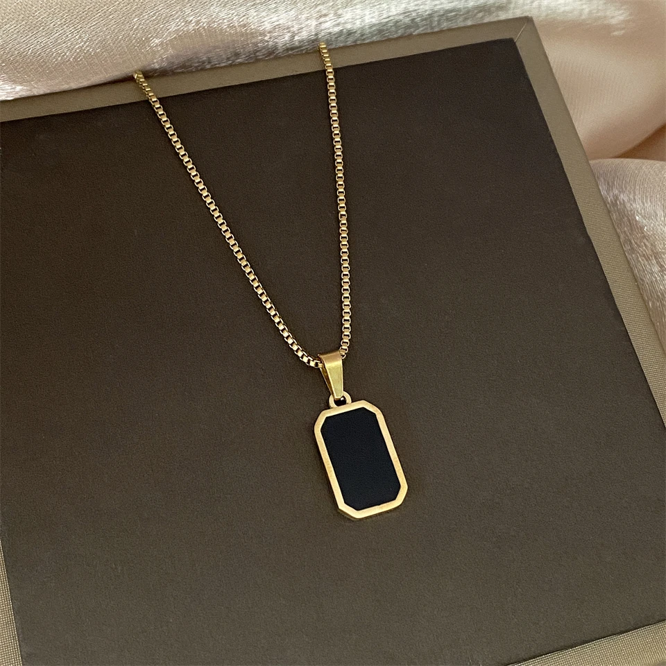 Klassische schwarze quadratische Anhänger-Halskette für Damen und Herren, personalisierbar, goldfarben, Metall, Party, Alltag, Schmuck
