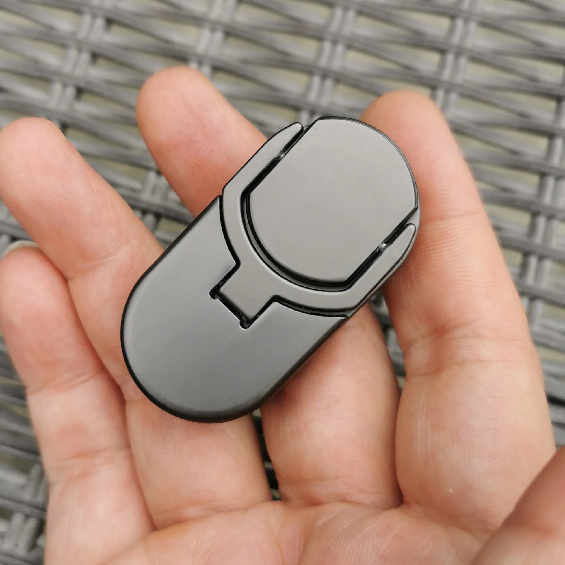 Target Push Slider Fidget Slider Zabawka dla dorosłych Metal Fidget Toy Finger Push Spin Coins Dekompresja Zabawki EDC Haptic Slider Prezent