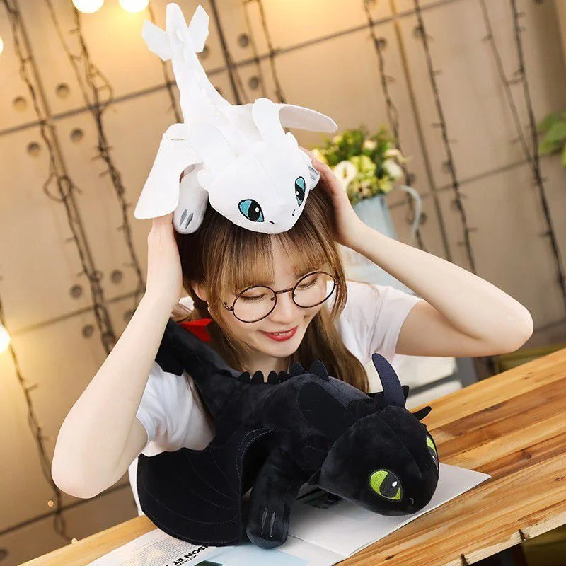 20-65 ซม.Plushies ของเล่นมังกร Kawaii สีขาวสีดําไดโนเสาร์ตุ๊กตาสัตว์ตุ๊กตาของเล่นสต็อกตุ๊กตาเด็กของขวัญวันเกิดสําหรับเด็ก