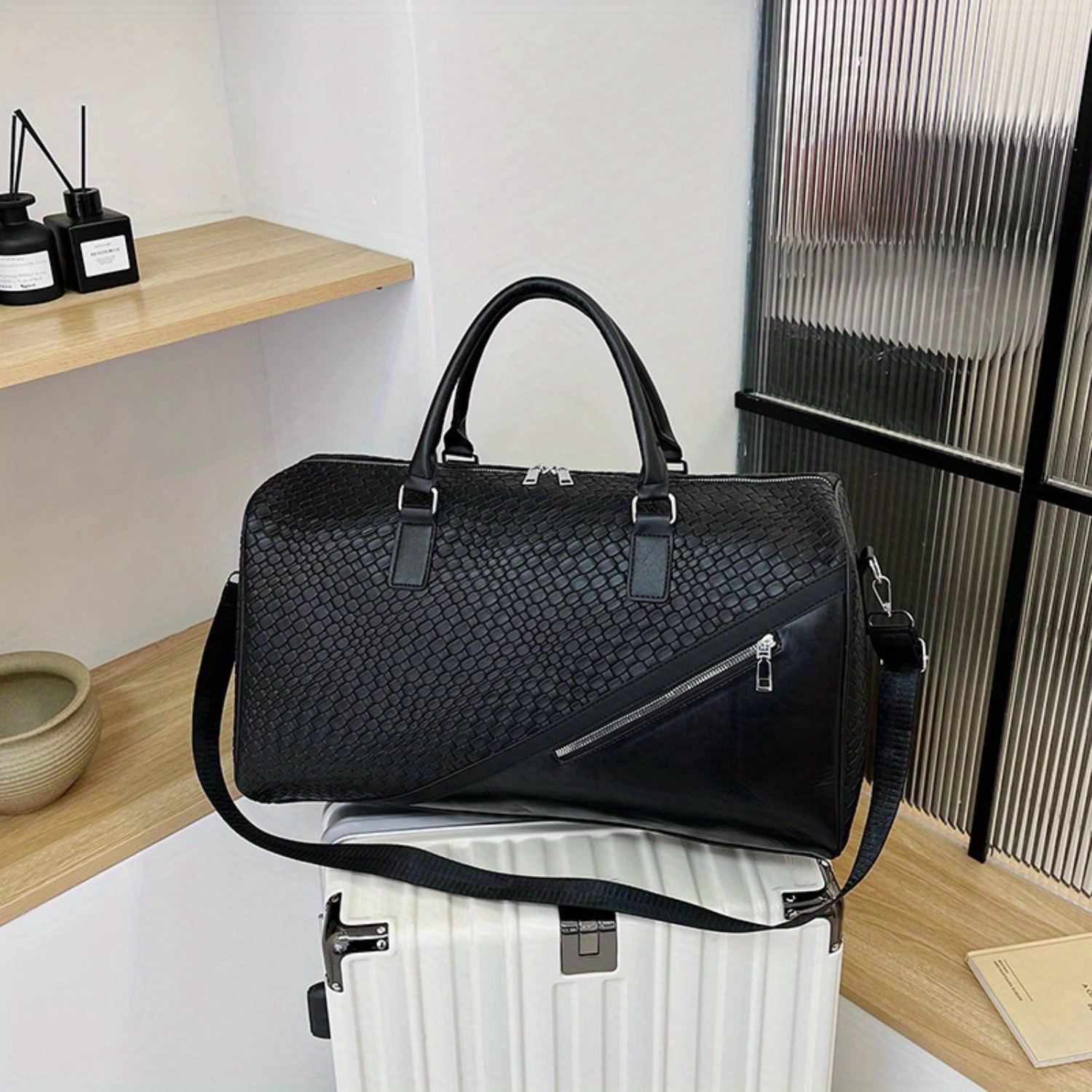 高級 Pu レザートラベルハンドバッグ 2024 新大容量ビジネスカジュアルショルダーバッグファッションウィークエンダーオーバーナイトバッグジップポケット