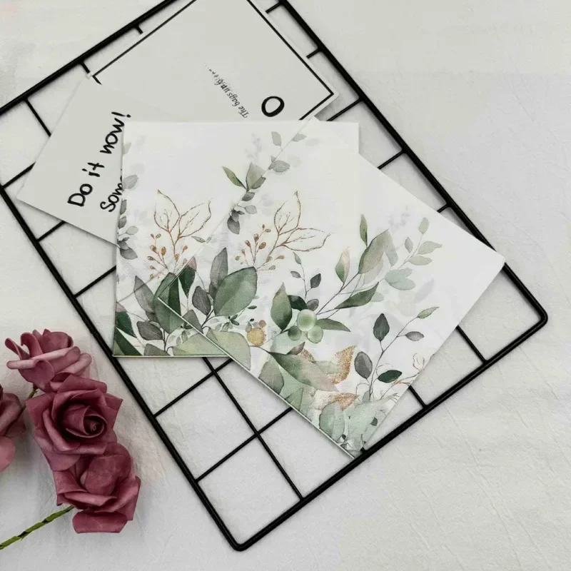 カラフルなプリントナプキン、2プライ、森の緑の葉、ホテル、レストランのテーブルデコレーション、ワイングラス、花、紙のランチョンマット、20個