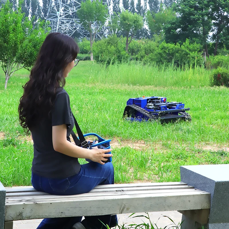 Anpassbarer, werkseitig preisgünstiger ferngesteuerter Rasenmäher, ein Nullgang-Wartungsroboter für den Außenbereich für Rasenflächen