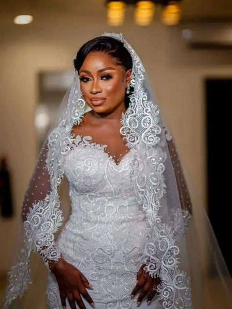Aangepaste luxe scoop kralen applicaties trouwjurk Robe De Mariée illusie lange mouwen plus size zeemeermin bruidsjurken