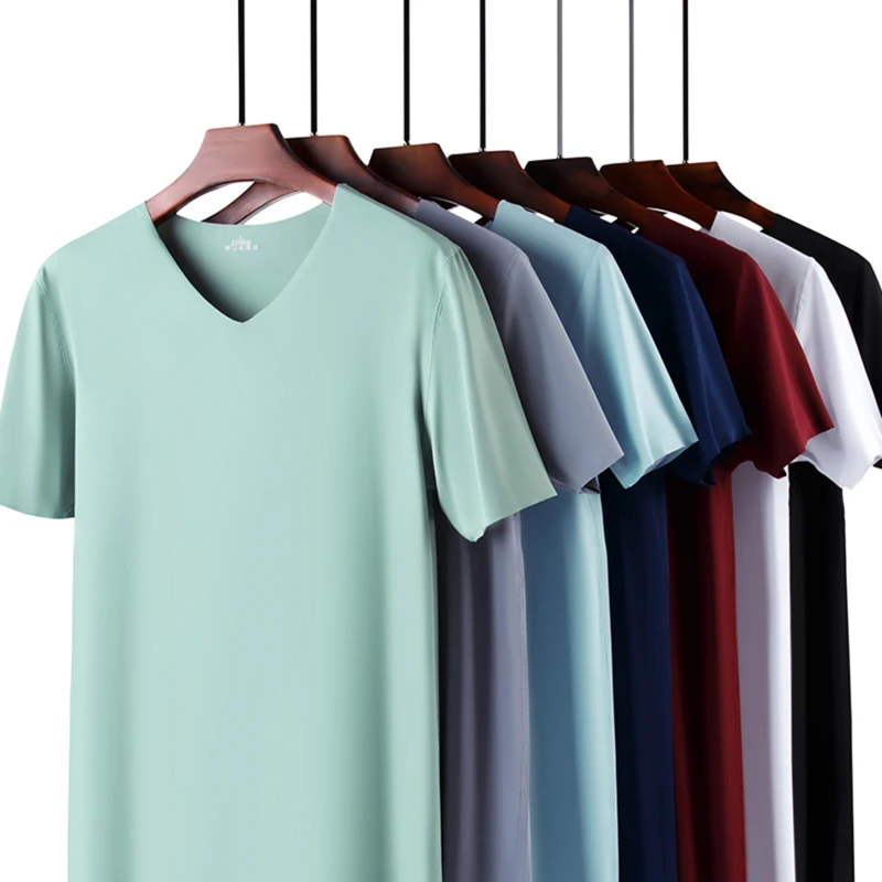 2025 Camiseta fina de manga corta de seda helada sin verano para hombre, camiseta de Color sólido, camiseta ajustada con cuello en V, manga corta sin costuras