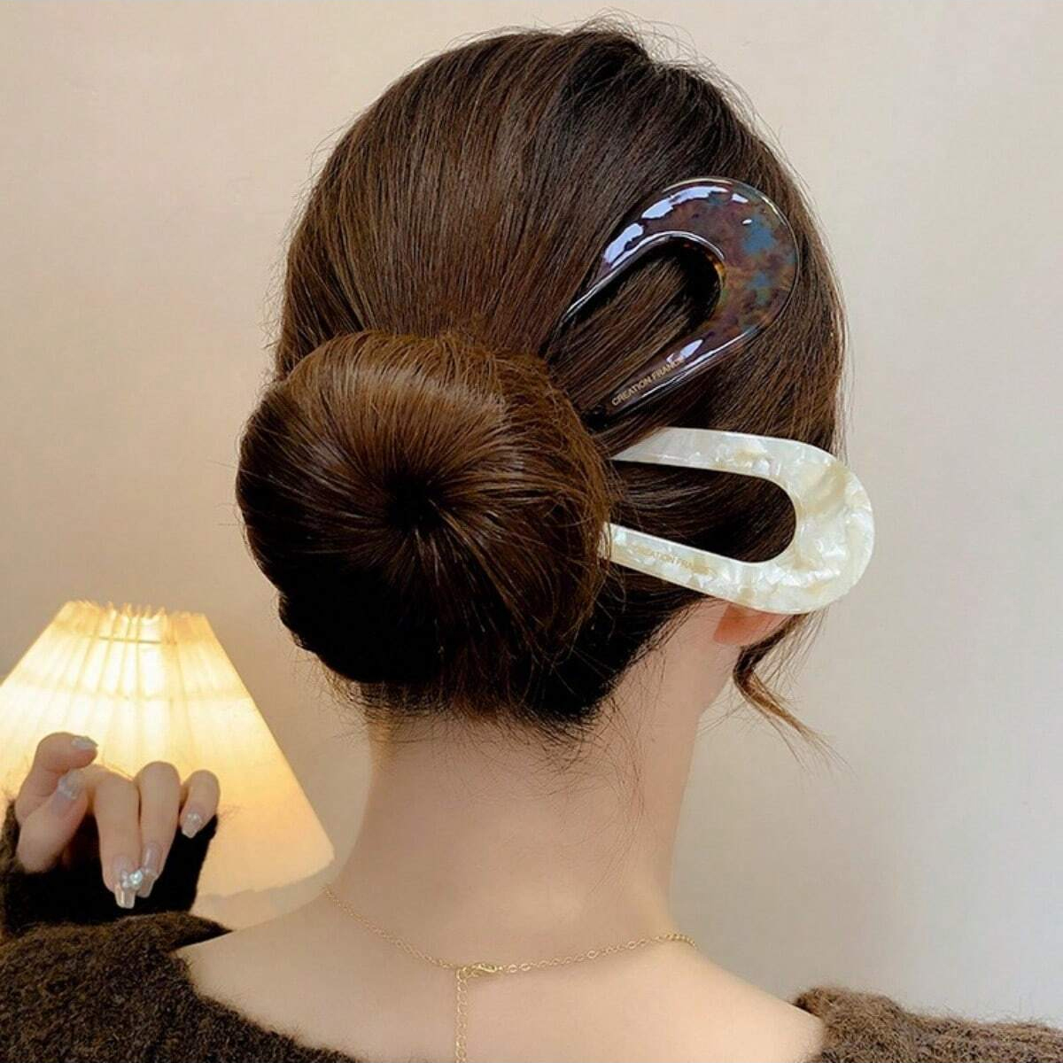 U-shaped Acrylic hair pin for women Elegant Temperament Ponytail Hair Clip Fashion Girl big Hairpin