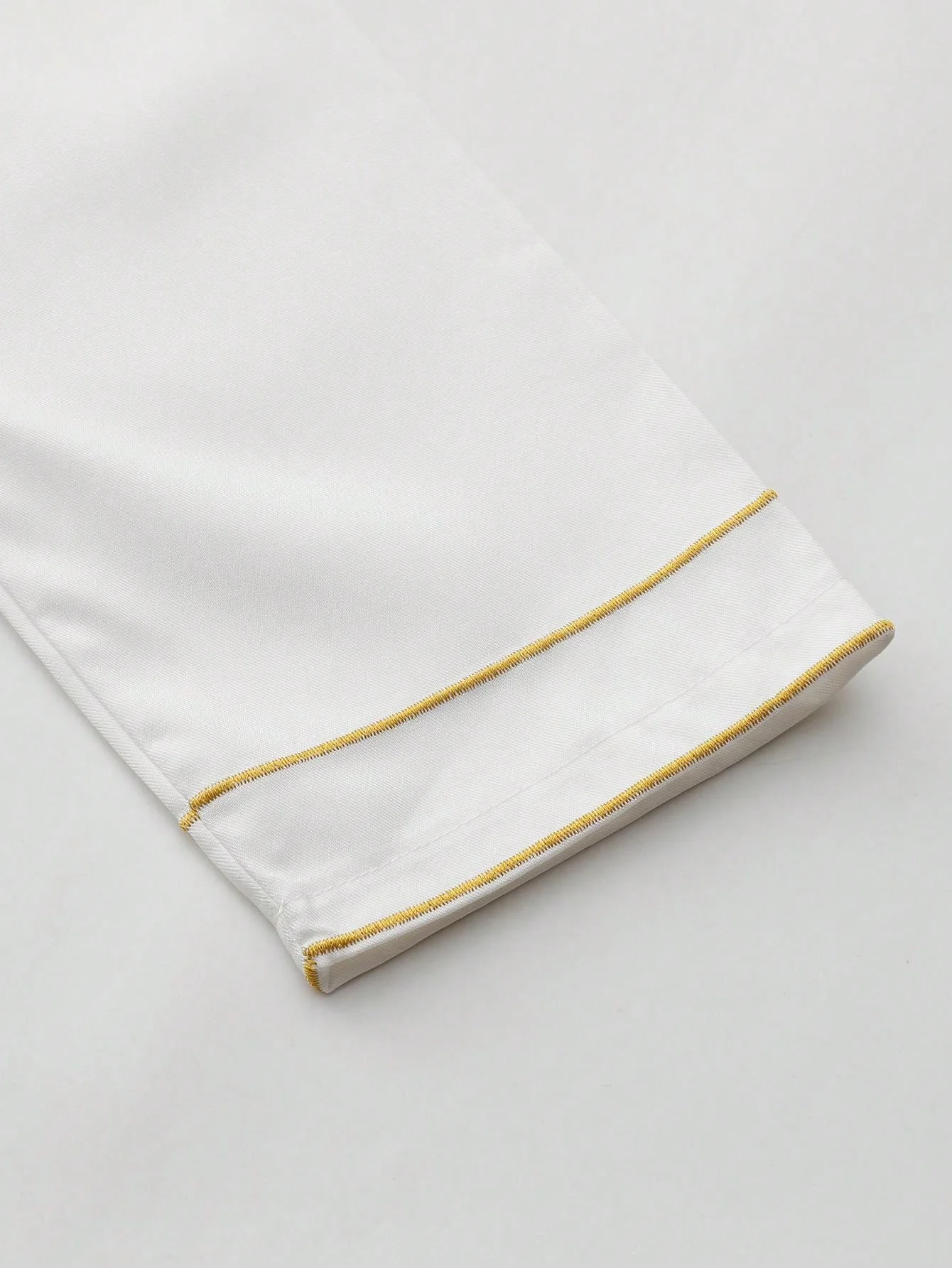 Luxus Herren Islam Muslim Arab Herren Robe, Langarm bestickt Stehkragen arabische Männer