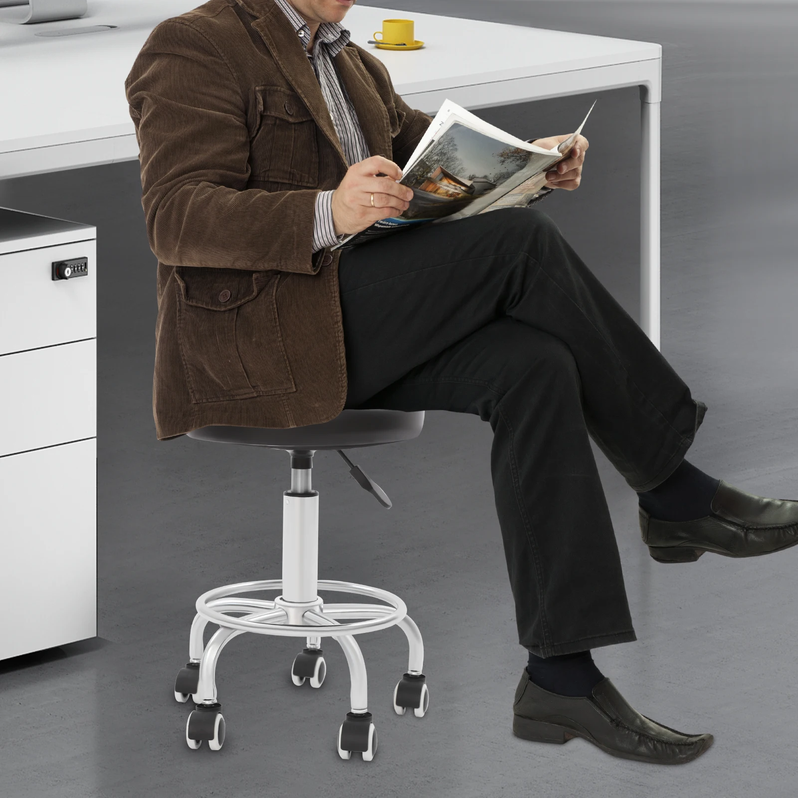 Altezza regolabile 360 °   Sgabello da bar girevole con rotelle Sgabello da salone Spugna in acciaio Nero Argento Moderno 5 ruote