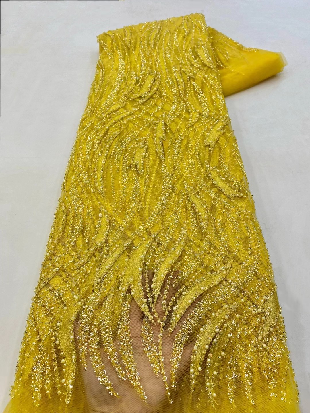 2025 Frankrijk High-End Luxe Elegante Gele Handgemaakte Kralen Kant Stof Nigeriaanse Met Pailletten Mesh Kant Stof Voor Trouwjurk