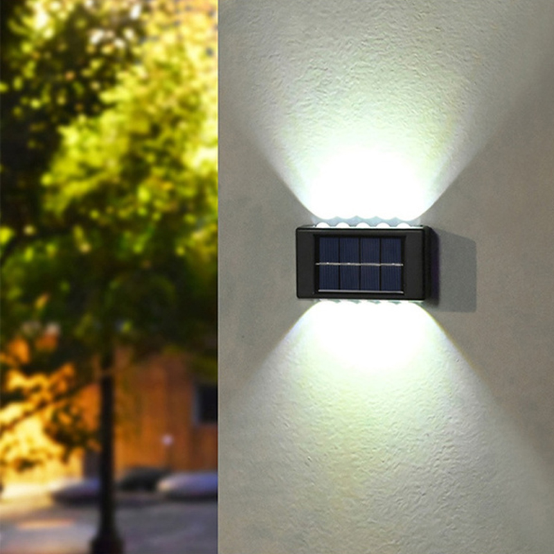 Lampade da parete solari 10LED Illuminazione a LED di sicurezza impermeabile per esterni per lampade decorative per recinzioni da giardino