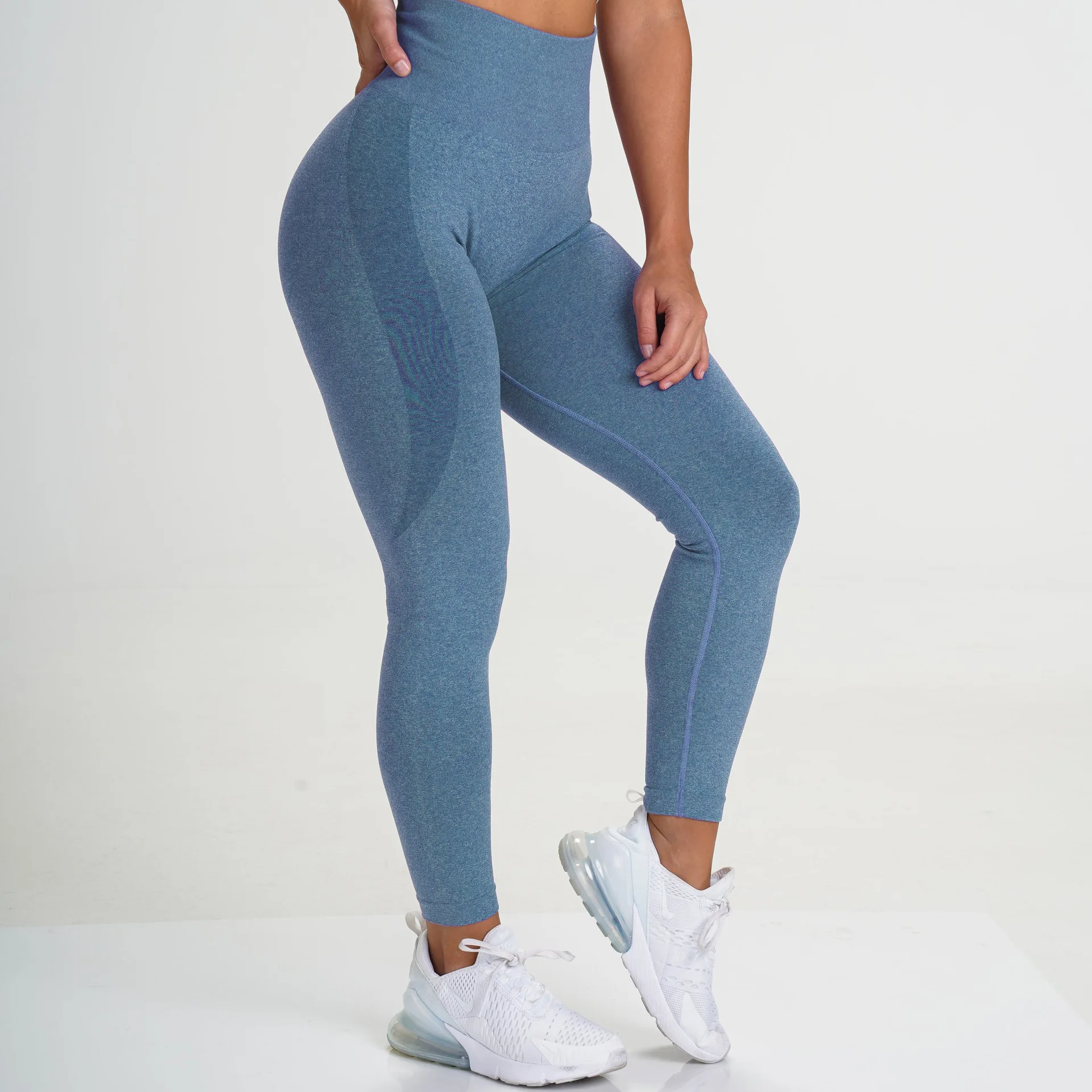 Hochelastische Lächeln-Yogahosen, nahtlose europäische und amerikanische Fitnesshosen, enge Yogahosen, hohe Taille und hüfthebende Training