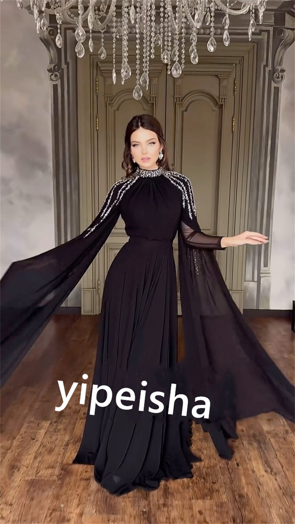 ที่กําหนดเองชีฟองจีบประดับด้วยลูกปัดพรหมตรงคอสูง Bespoke โอกาสชุดเดรสยาว