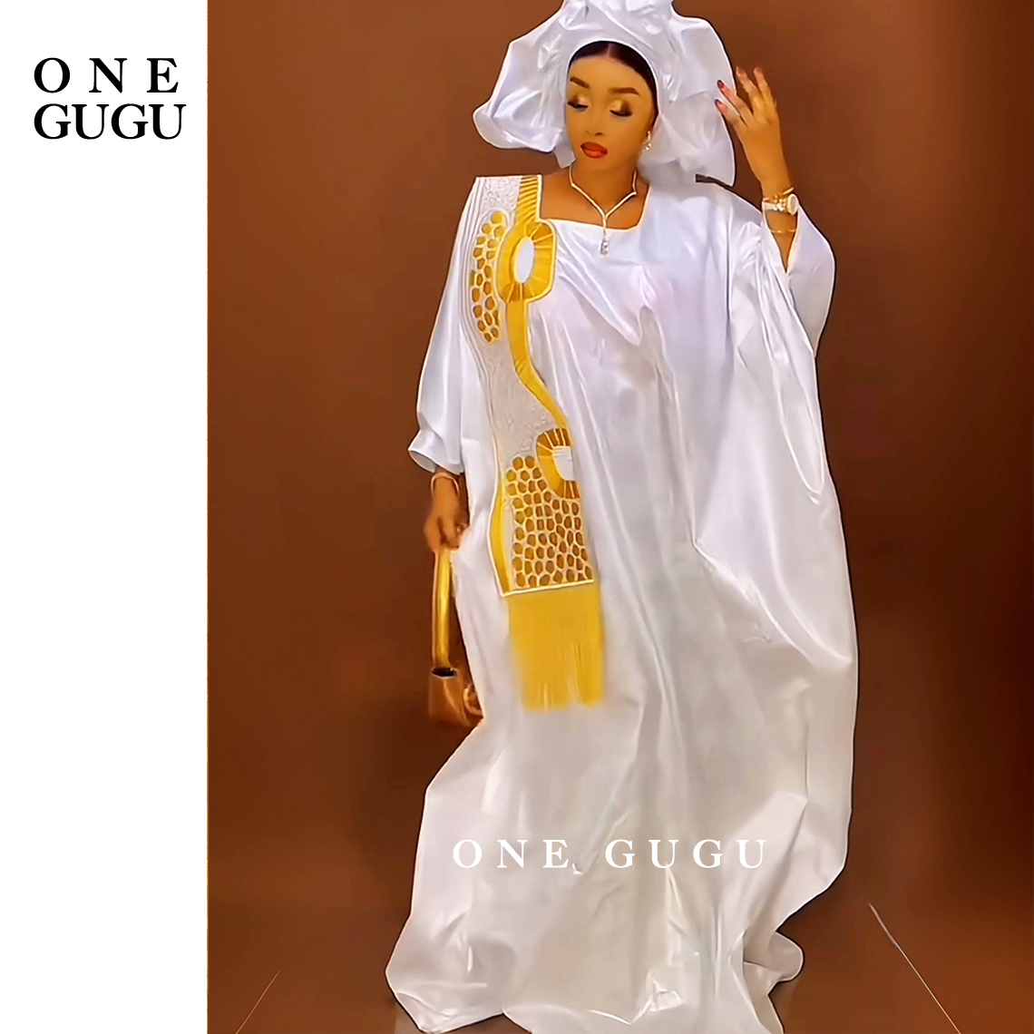Mariage traditionnel africain Bazin Riche Boubou et écharpe avec des glands blanc et or broderie bassin Dashiki robes nigérianes