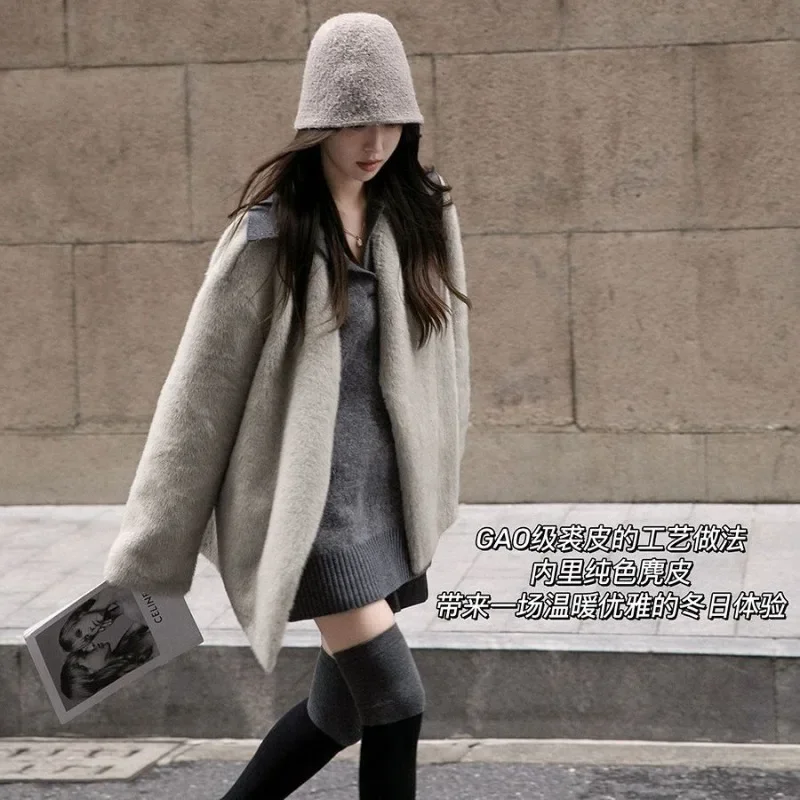 High-End-Herbst und Winter Frauen Pelzmantel einfache Luxus Retro-Mode warmes echtes Fell kurze lose Jacke Temperament Pendler