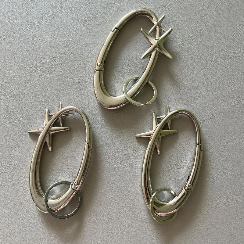 LLavero de Montañismo de aleación de Zinc, hebilla de cinturón multifuncional ovalada, carabina de icono esencial, accesorios de montañismo BLACKOUT