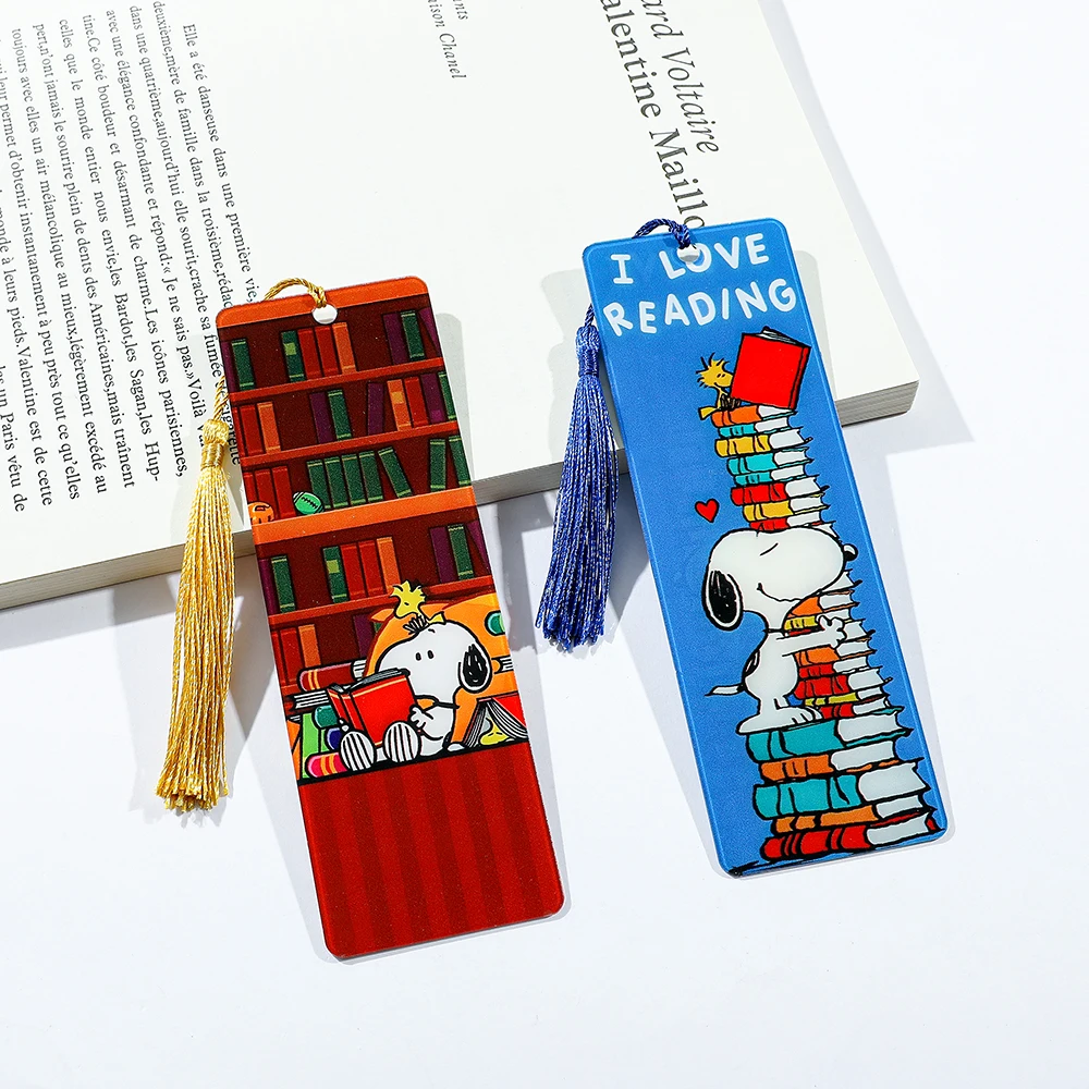 Marcapáginas de Snoopy con patrón de dibujos animados: lindos marcadores de Snoopy con borlas acrílicas, etiquetas de página de abanico de Snoopy, regalos de cumpleaños y Navidad