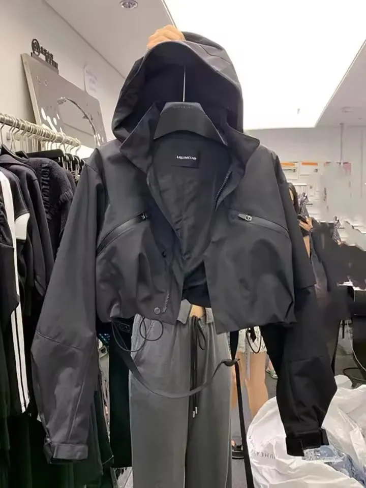 Moda curta jaqueta com capuz 2025 nova primavera preto solto casacos de motocicleta feminino rua windbreak curto casaco básico