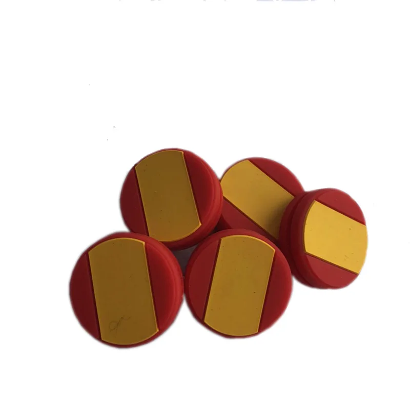 2 ชิ้น Country Flag Shape เทนนิส Dampeners การสั่นสะเทือนซิลิโคนเทนนิส Dampeners แร็กเก็ต Anti Vibration Damper อุปกรณ์เทนนิส